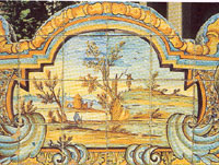 Una maiolica del Chiostro di
          Santa Chiara